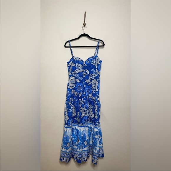 Farm Rio Full Of Flowers Sweetheart Midi Dress - Picture 5 of 8